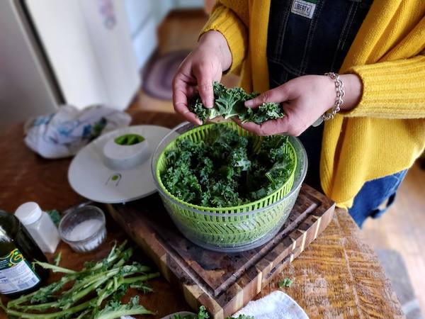 dehydrated-kale-chips
